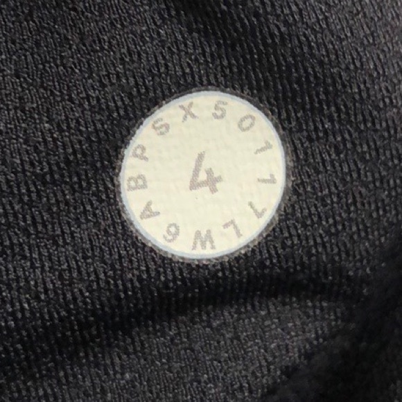 Perfect condition!- LULULEMON Pace Rival Crop Pocketed Leggings - Picture 2 of 8